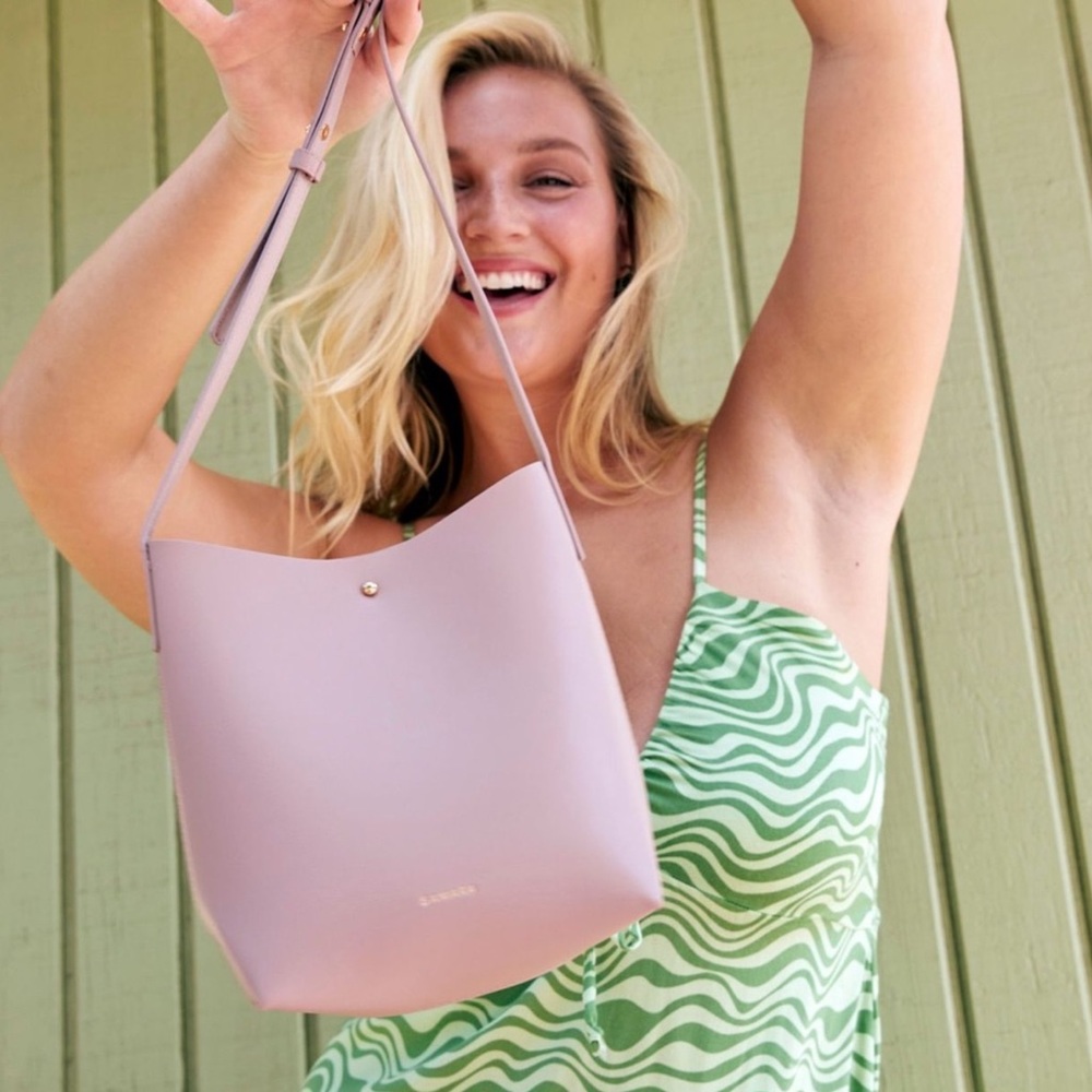 Samara Medium Shoulder Bag in Peony!
